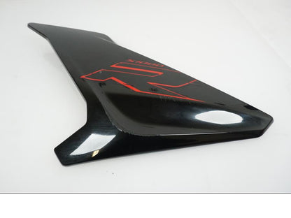 Framsidan på Sidkåpa från en BMW S 1000 R -2018 motorcykel.