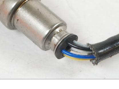 Vänster sida på Lambdasond från en BMW R 1250 GS -2021 motorcykel.