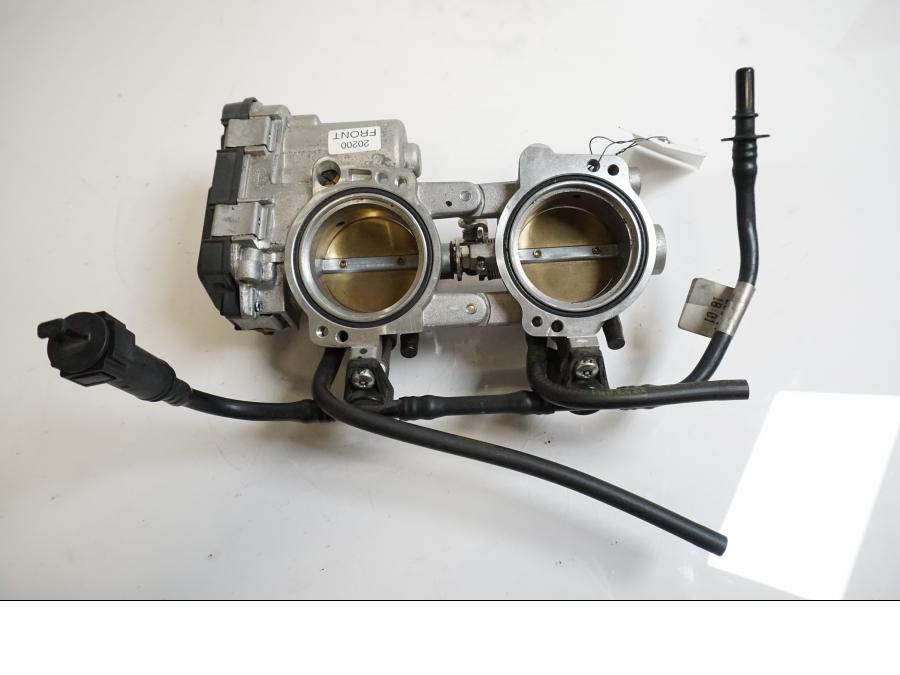 Baksidan på Spjällhus från en Aprilia Tuono V4R -2018 motorcykel.