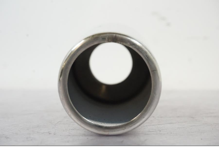 Snett uppifrån på Gaffeldekorrör från en Suzuki VL 800 -2002 motorcykel.