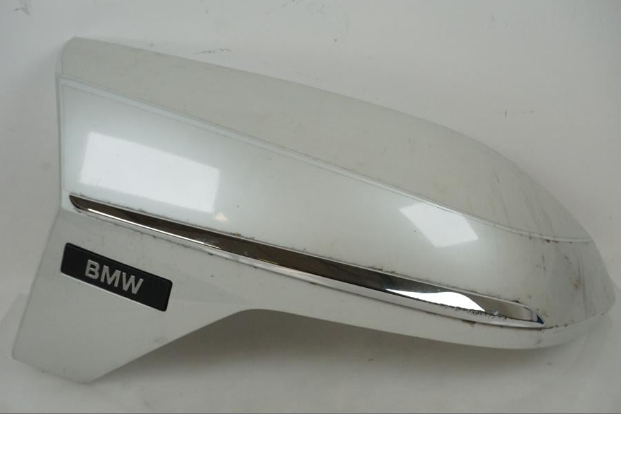 Framsidan på Väskdekor från en BMW R 1250 RT -2019 motorcykel.