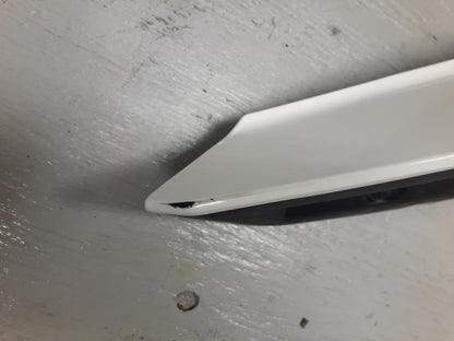 Höger sida på Bakvinge från en KTM 125 Duke -2017 motorcykel.