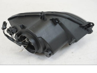 Extrabild6 på Strålkastare från en BMW S 1000 XR -2014 motorcykel.