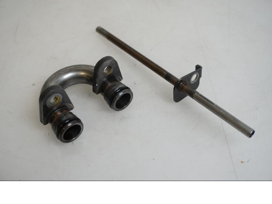 Framsidan på Oljepump från en Yamaha FJR 1300 -2005 motorcykel.