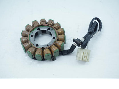 Baksidan på Generator från en Kawasaki ZX-6R -2007 motorcykel.