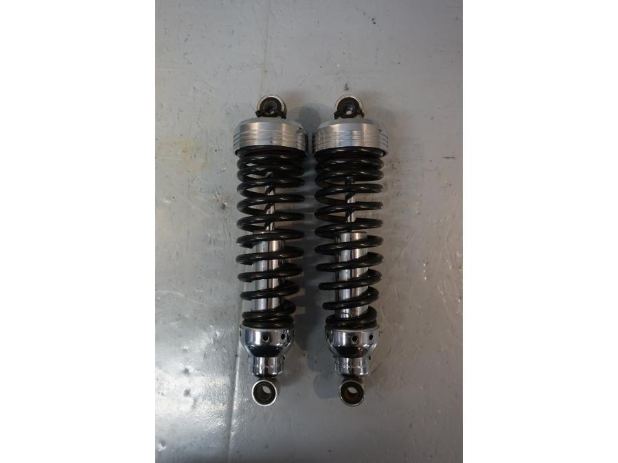 Baksidan på Stötdämpare från en Yamaha V-MAX 1200 -2001 motorcykel.