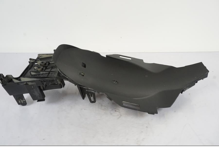 Extrabild1 på Undertail från en Honda VFR 1200 -2010 motorcykel.