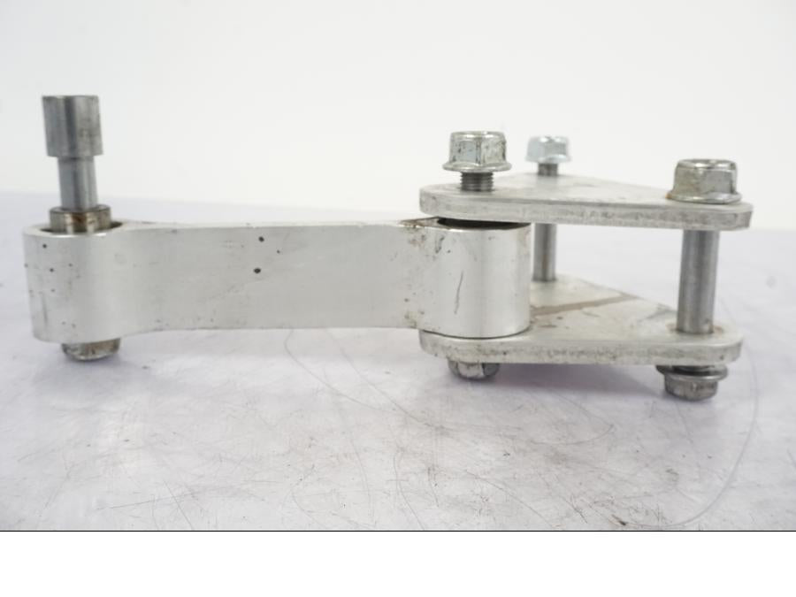 Snett uppifrån på Svinglänkage från en Honda VFR 1200 -2010 motorcykel.