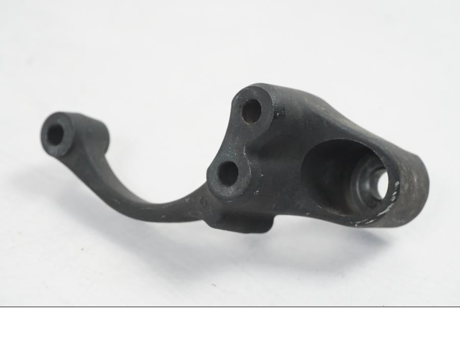 Framsidan på Styrdämparfäste från en Yamaha YZF 1000 R1 -2007 motorcykel.