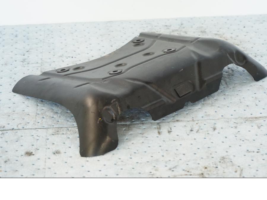 Vänster sida på Värmeskydd från en Suzuki GSX 1300 BK -2008 motorcykel.