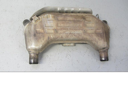 Framsidan på Mellanburk från en Triumph Thunderbird 1600 -2011 motorcykel.