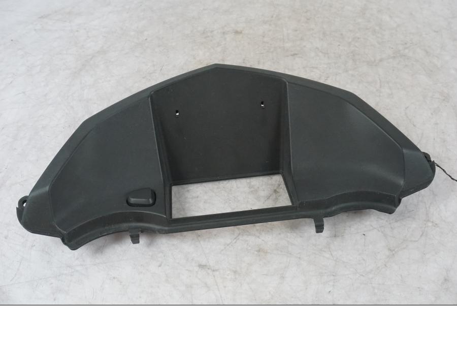 Framsidan på Instrumentpanelkåpa från en BMW K 1600 GTL -2015 motorcykel.