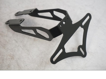 Baksidan på Skylthållare från en Kawasaki Z650 -2017 motorcykel.