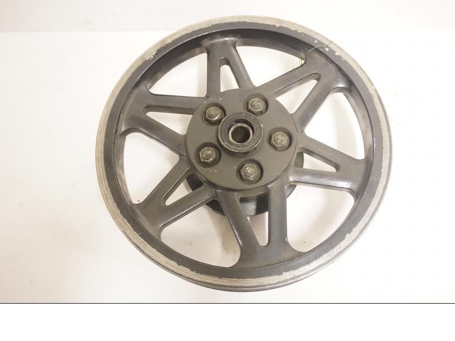 Höger sida på Remdrev från en Yamaha XV 1700 -2003 motorcykel.