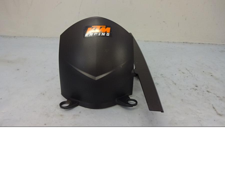 Höger sida på Svingskärm från en KTM 990 Super Duke -2009 motorcykel.