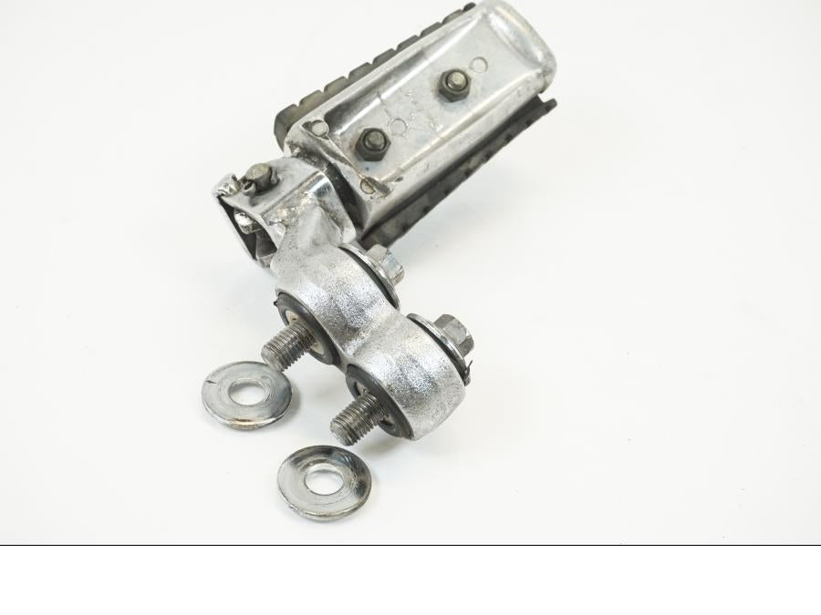 Snett uppifrån på Fotpinne från en Yamaha XV 750 -1998 motorcykel.