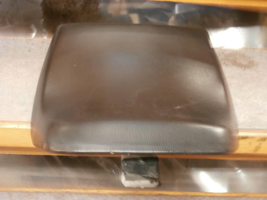 Vänster sida på Sadel från en Suzuki GSX-R 1100 -1991 motorcykel.