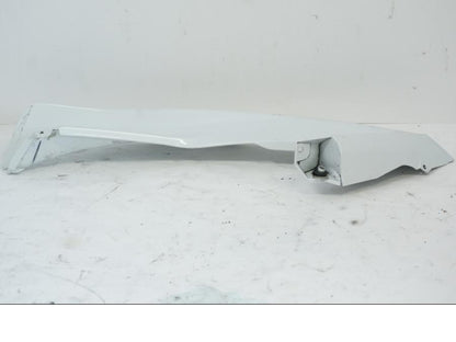 Baksidan på Sidkåpa från en Yamaha YZF R6 -2006 motorcykel.