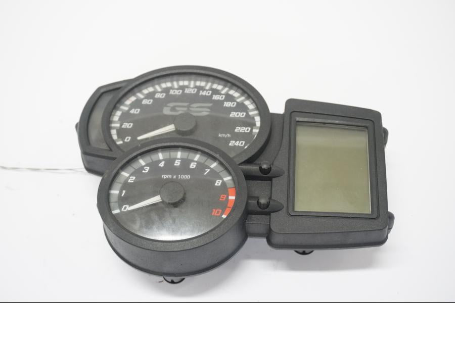 Framsidan på Instrumentpanel från en BMW F 700 GS -2013 motorcykel.