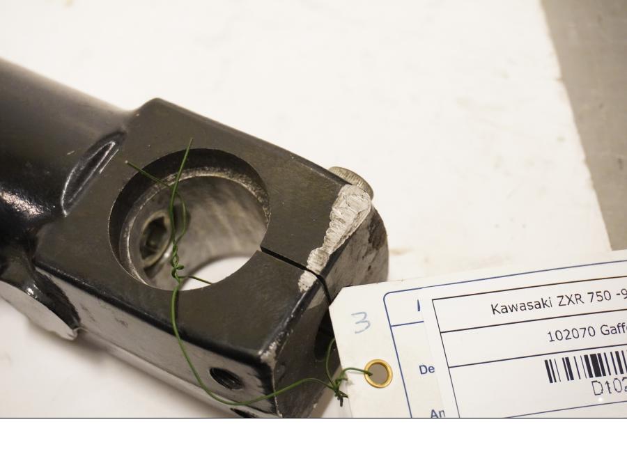 Höger sida på Gaffelben från en Kawasaki ZXR 750 -1993 motorcykel.