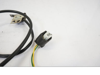 Baksidan på Bromsljuskontakt från en BMW R 1150 RS -2003 motorcykel.