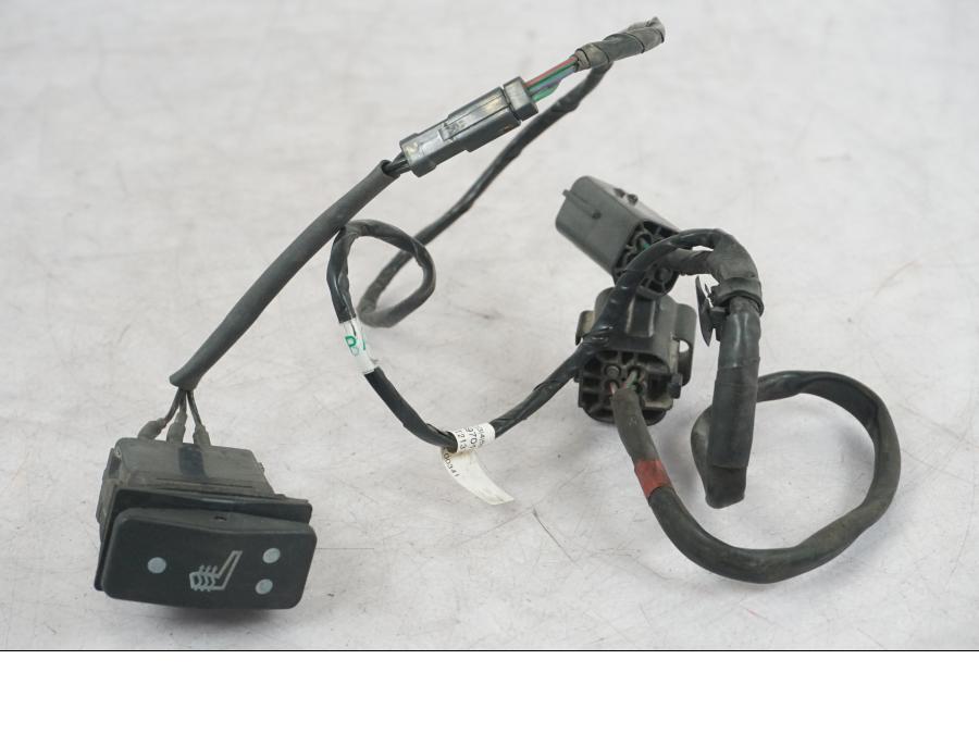 Framsidan på Värmehandtagsreglage från en Triumph Tiger Explorer -2013 motorcykel.