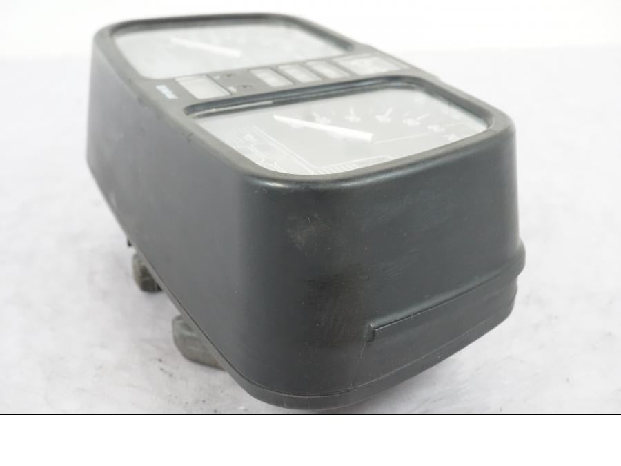 Vänster sida på Instrumentpanel från en BMW K 1100 LT -1999 motorcykel.