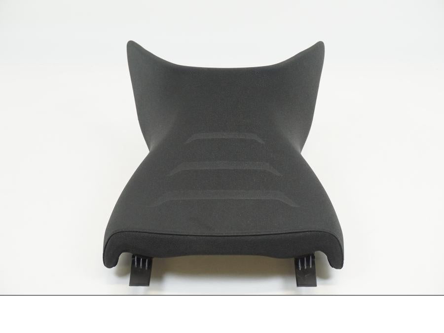 Framsidan på Sadel från en KTM 1290 Super Adventure -2021 motorcykel.