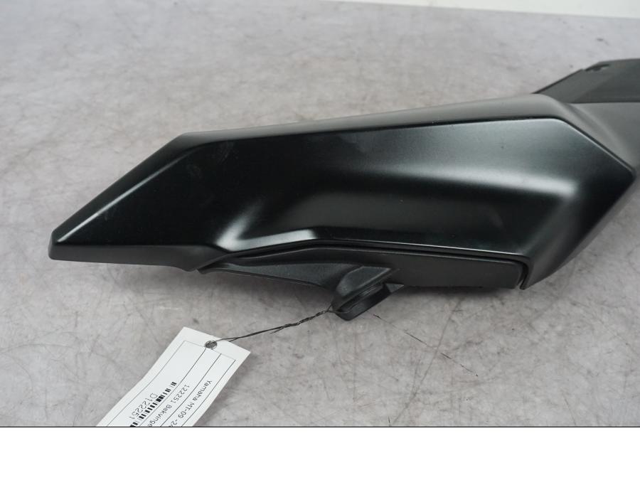 Höger sida på Bakvinge från en Yamaha MT-09 -2024 motorcykel.