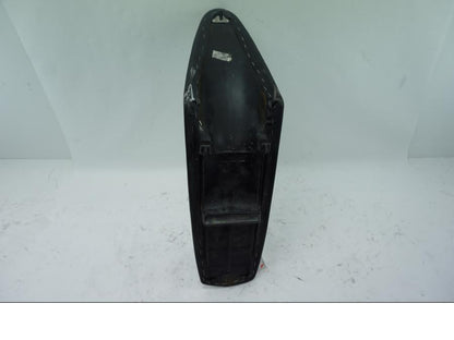 Höger sida på Sadel från en Husaberg FS 650 E -2004 motorcykel.