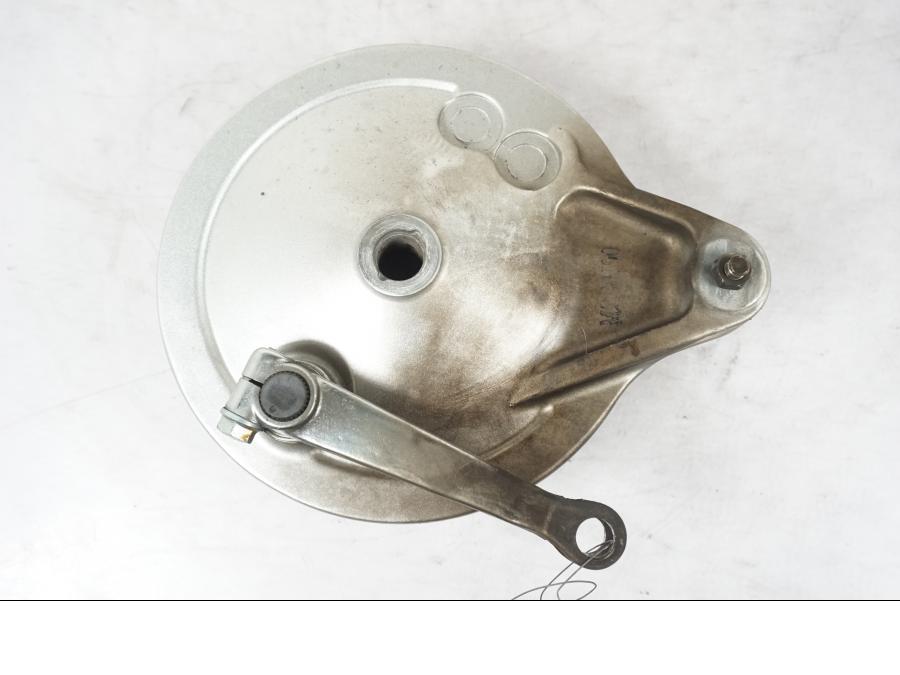 Framsidan på Bromstrumma från en Honda VT 600 C -1998 motorcykel.