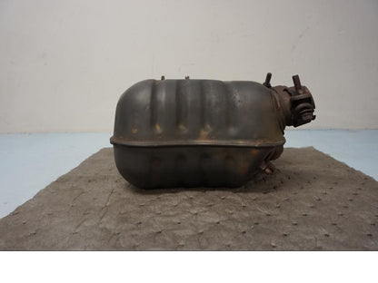 Höger sida på Mellanburk från en Kawasaki VN 1500 Mean Streak -2003 motorcykel.