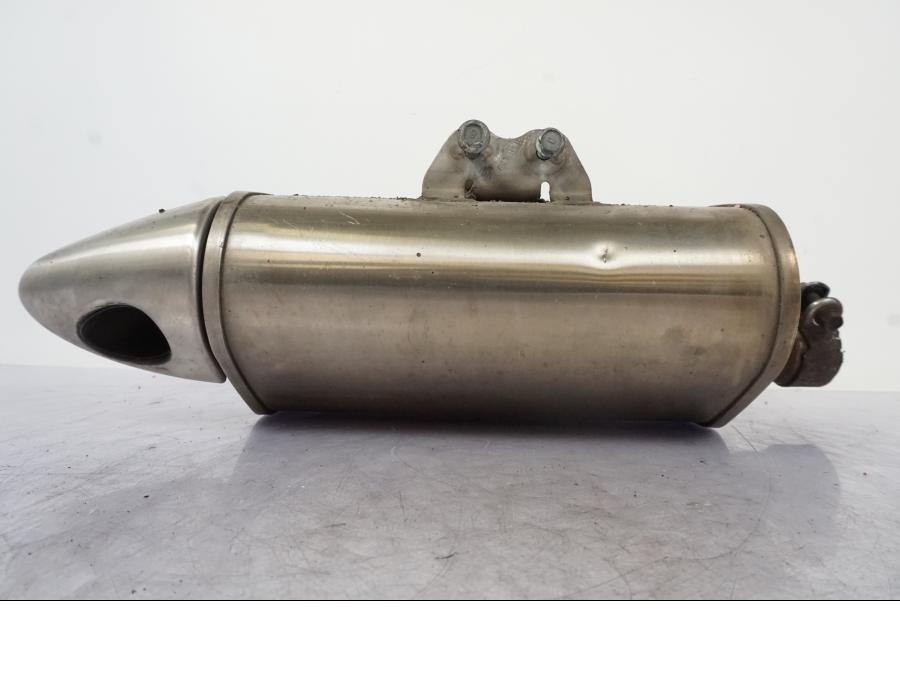 Baksidan på Ljuddämpare från en Kawasaki ER-6N -2008 motorcykel.