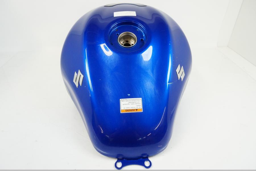 Baksidan på Bensintank från en Suzuki GSX1300RA -2015 motorcykel.