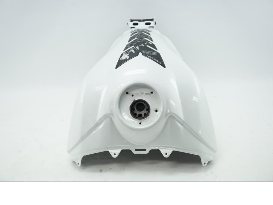 Höger sida på Bensintank från en Yamaha YZF 1000 R1 -2006 motorcykel.