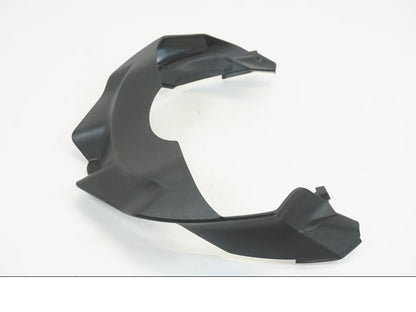 Baksidan på Strålkastarkåpa från en Ducati Streetfighter V2 -2022 motorcykel.