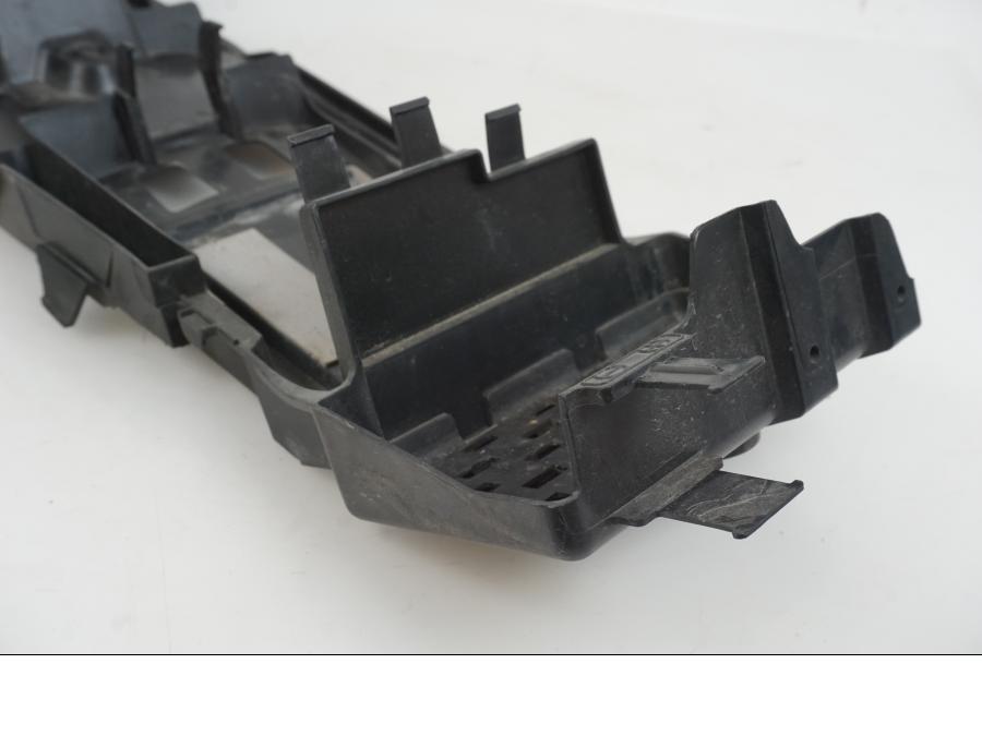 Snett nerifrån på Undertail från en Suzuki GSX-R 1000 -2007 motorcykel.