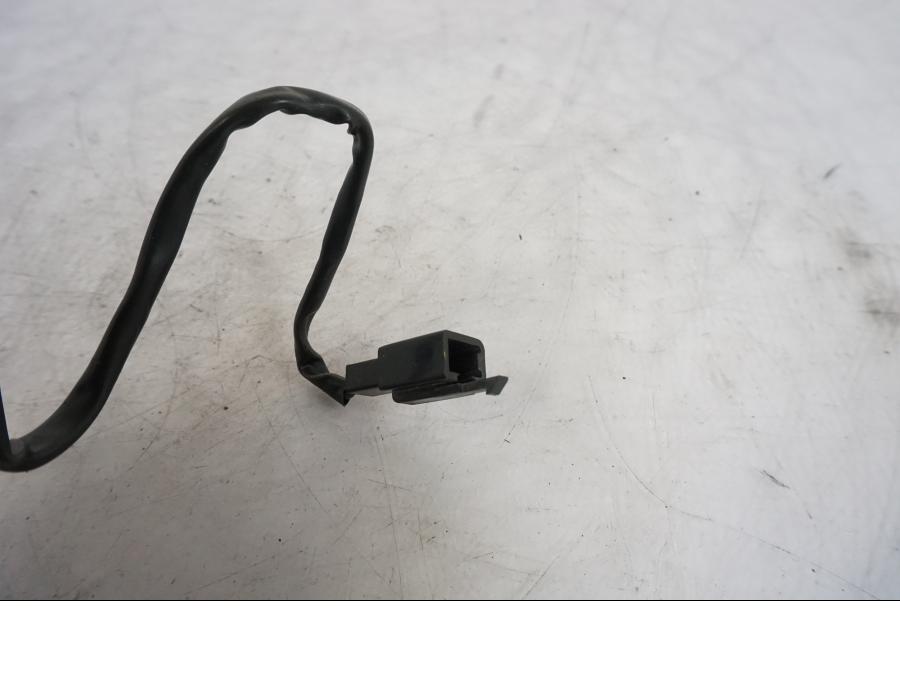 Snett uppifrån på Skyltbelysning från en Kawasaki ER-6F -2010 motorcykel.