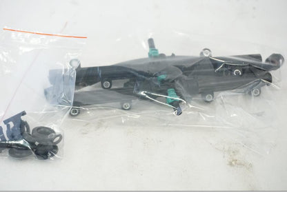 Snett nerifrån på Spjällhus från en Honda CBR 1000 RR -2010 motorcykel.