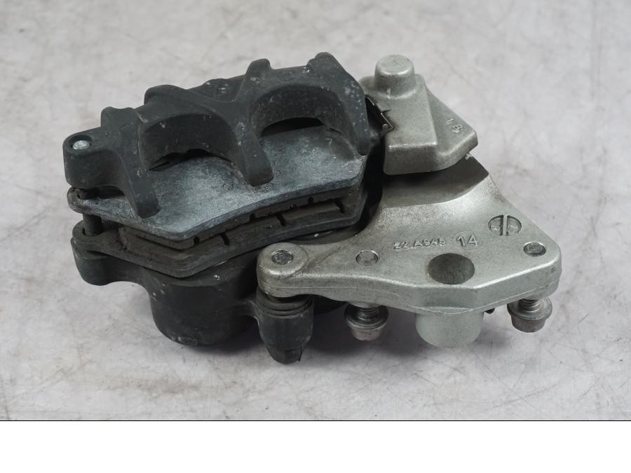 Snett uppifrån på Bromsok från en BMW K 1600 GTL -2015 motorcykel.