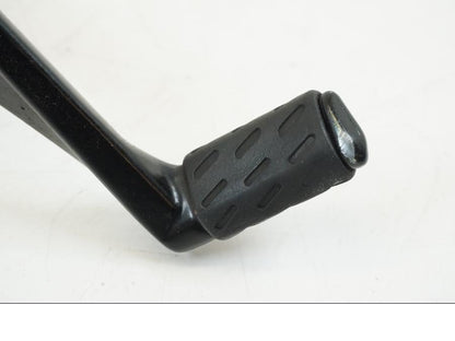 Extrabild1 på Bromspedal från en Ducati Streetfighter S -2011 motorcykel.