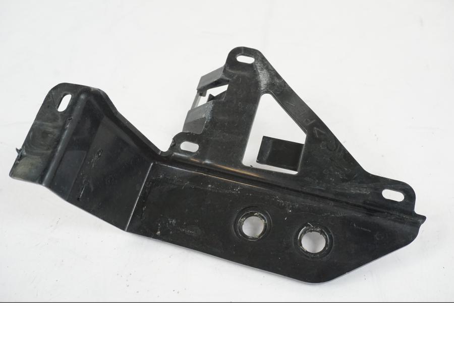 Framsidan på Plast från en Yamaha YZF 1000 R1 -2007 motorcykel.