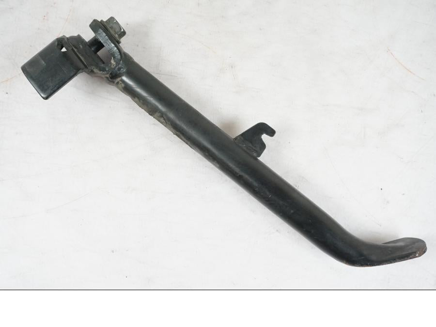 Höger sida på Sidostöd från en Yamaha MT 125 -2017 motorcykel.