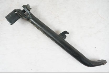 Höger sida på Sidostöd från en Yamaha MT 125 -2017 motorcykel.