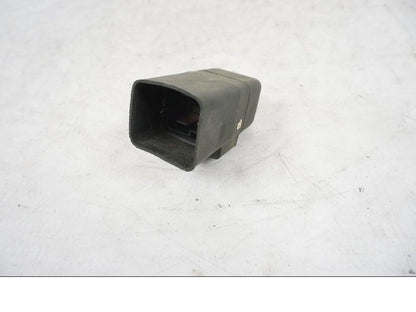 Framsidan på Startrelä från en Yamaha MT 125 -2017 motorcykel.