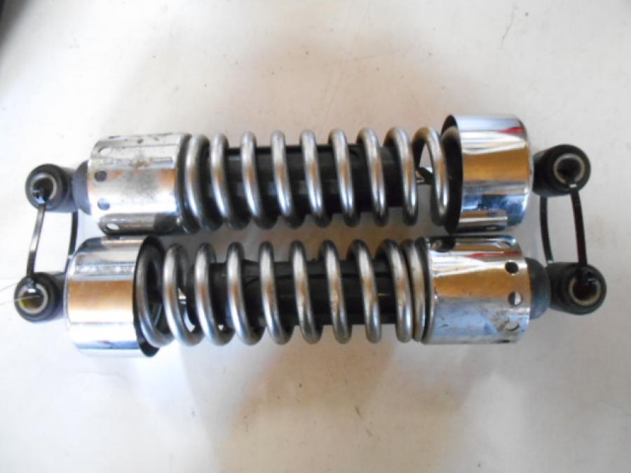 Baksidan på Stötdämpare från en H-D Dyna Low Rider FXDL -2004 motorcykel.