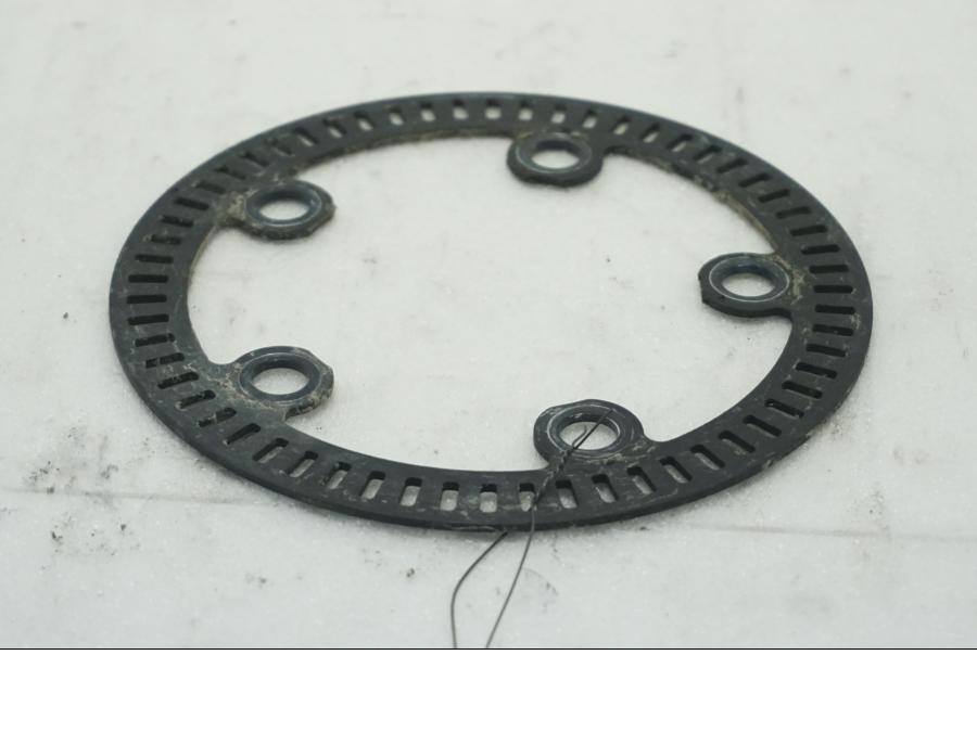 Framsidan på ABS krans från en Triumph Tiger Explorer -2012 motorcykel.