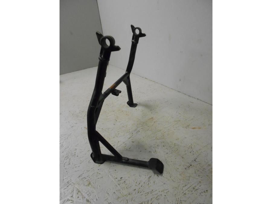 Baksidan på Centralstöd från en KTM 1190 Adventure -2016 motorcykel.