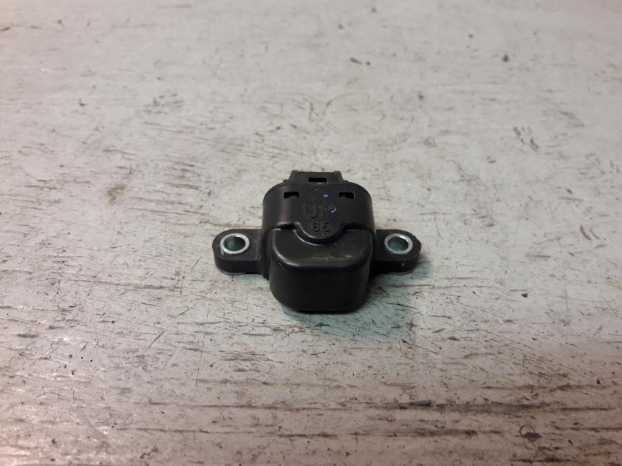 Framsidan på Tilt Sensor från en Kawasaki GTR 1400 -2012 motorcykel.