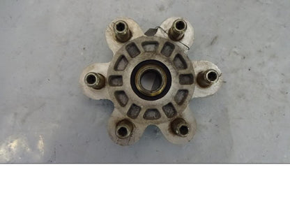 Baksidan på Drevfäste från en Ducati ST2 -2001 motorcykel.